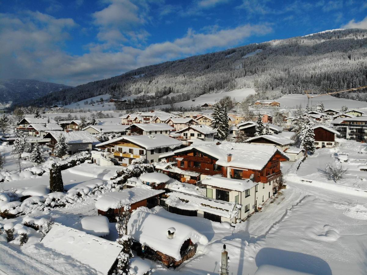ラートシュタット Wellnesshaus Reicheltアパートホテル エクステリア 写真