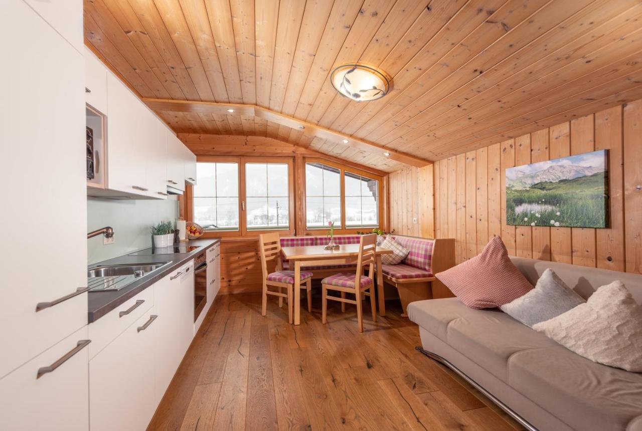 ラートシュタット Wellnesshaus Reicheltアパートホテル エクステリア 写真