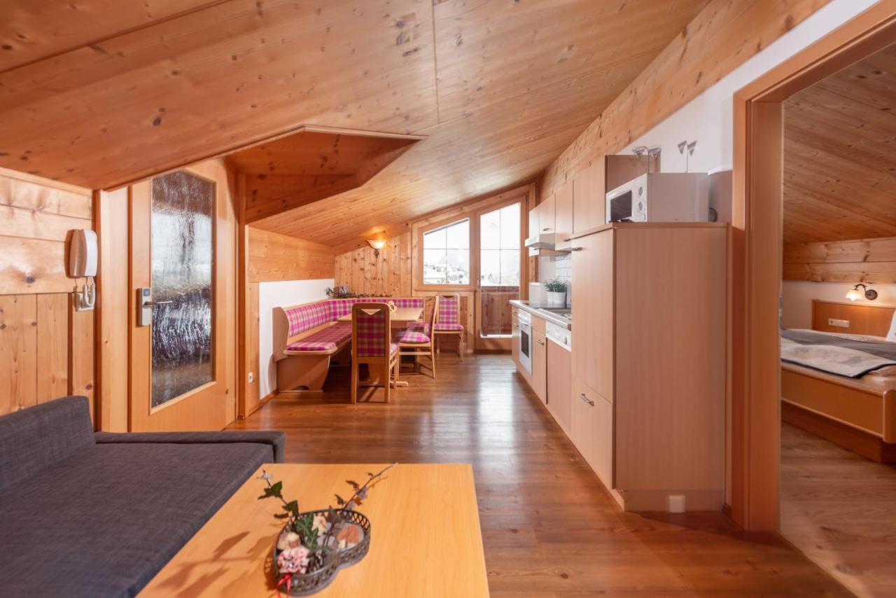 ラートシュタット Wellnesshaus Reicheltアパートホテル エクステリア 写真